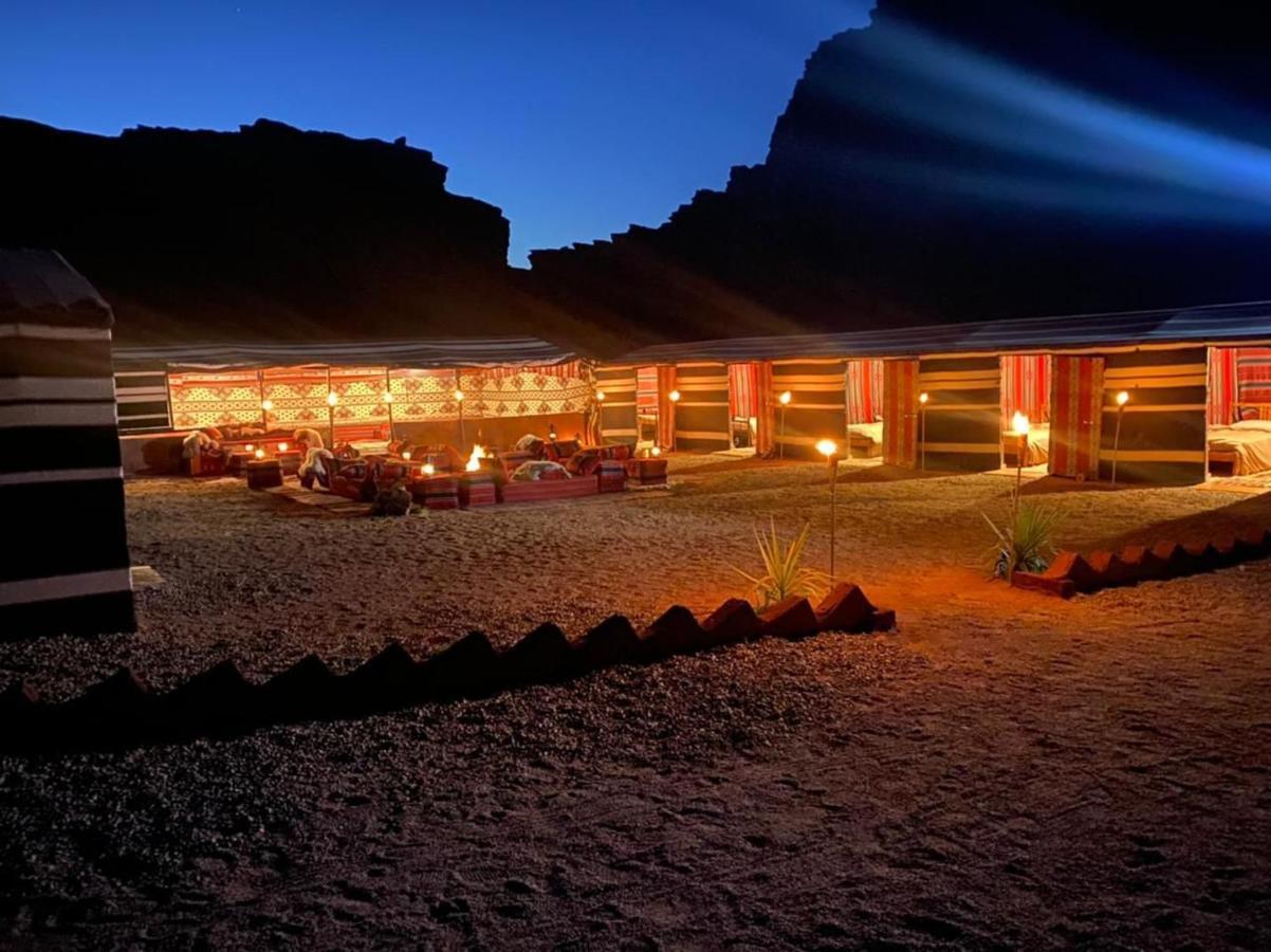 Wadi Rum Wonders Camp Extérieur photo