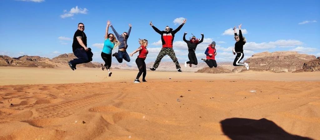 Wadi Rum Wonders Camp Extérieur photo